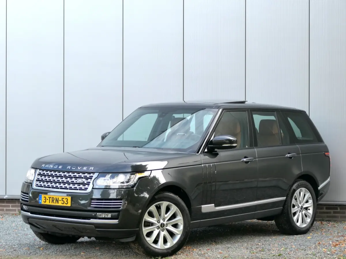 3.0 TDV6 Autobiography Panoramadak / Massage stoelen / Parkeer camera