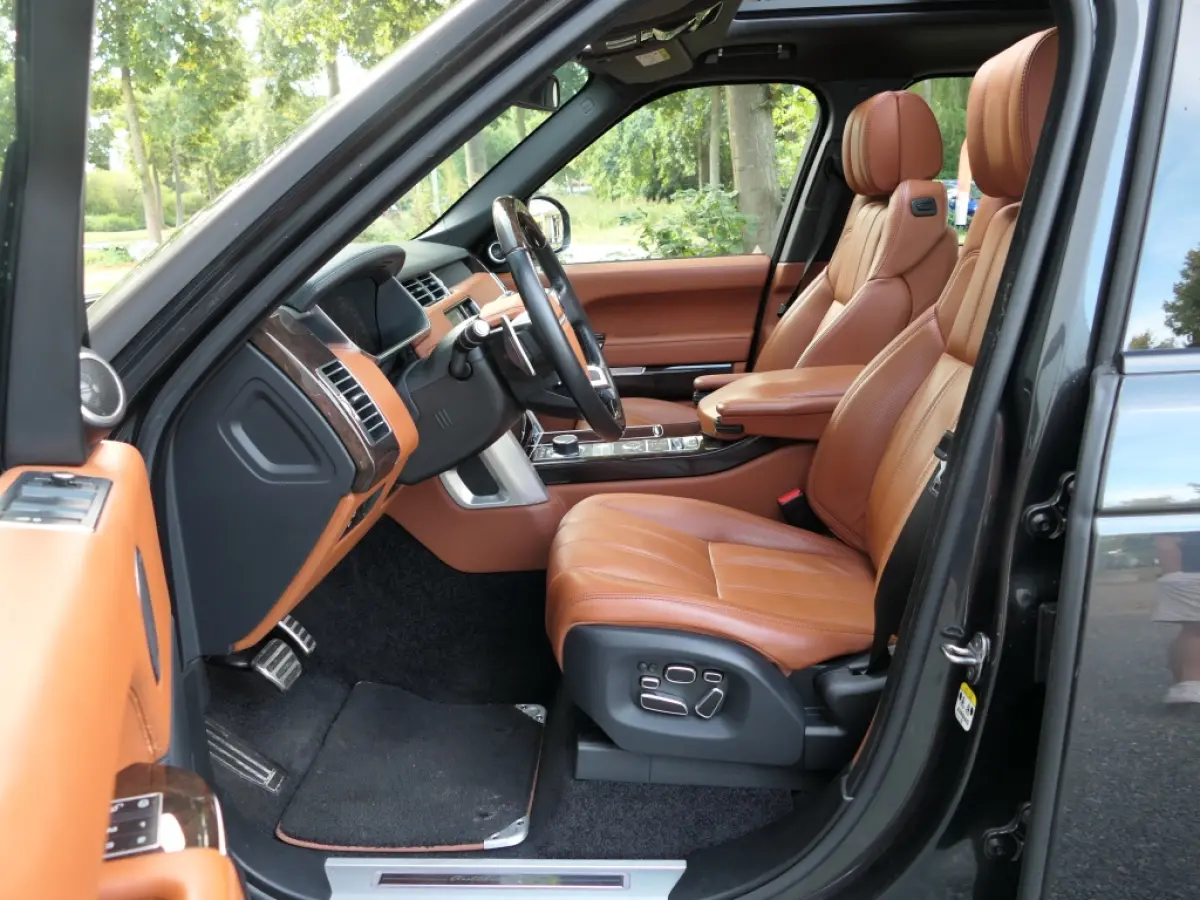 3.0 TDV6 Autobiography Panoramadak / Massage stoelen / Parkeer camera