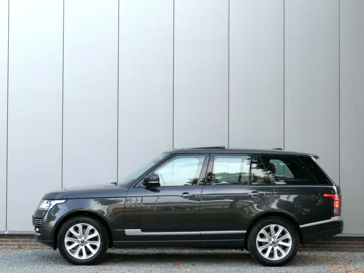 3.0 TDV6 Autobiography Panoramadak / Massage stoelen / Parkeer camera