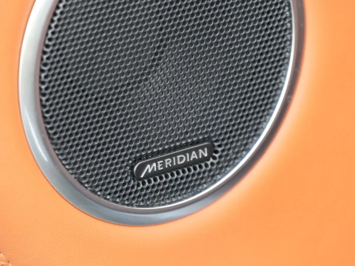 3.0 TDV6 Autobiography Panoramadak / Massage stoelen / Parkeer camera