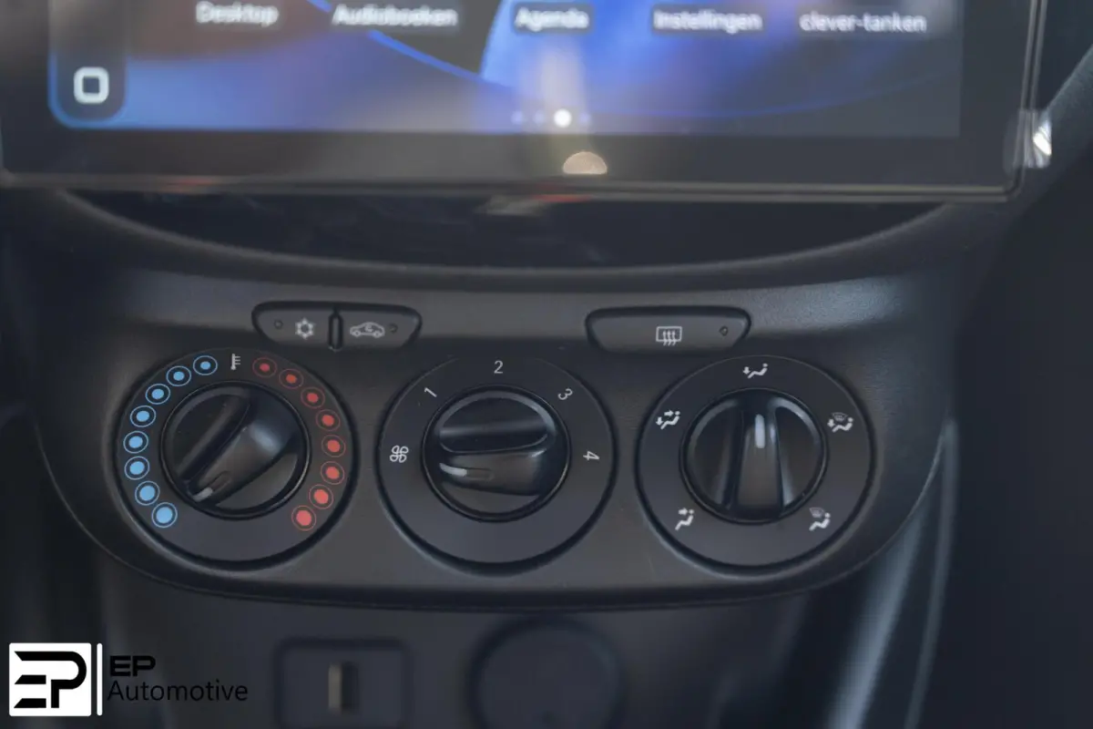 1.4 Edition|Stoel&StuurVerwarming|CarPlay|PSensor