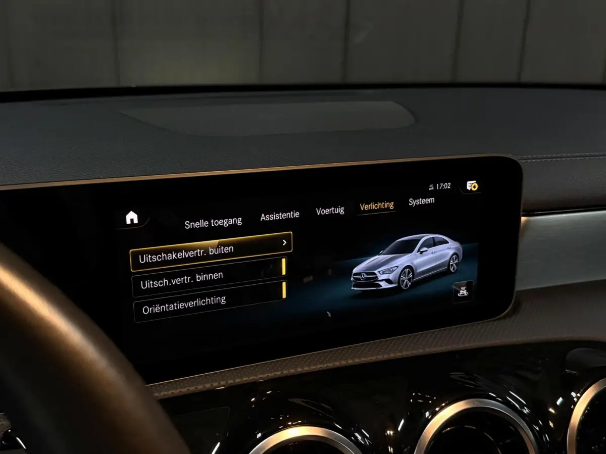 200|AMG|CRUISE|CARPLAY|CAMERA|LED