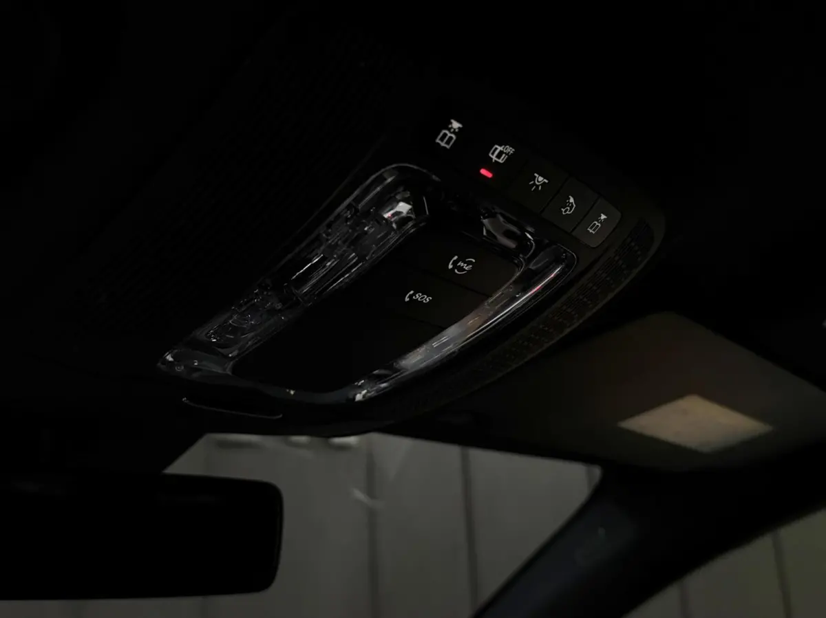 200|AMG|CRUISE|CARPLAY|CAMERA|LED