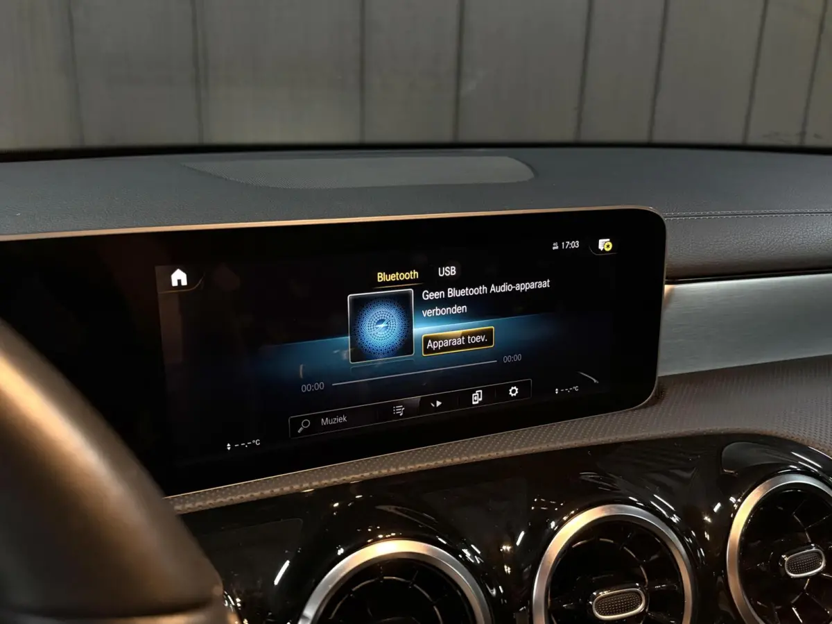 200|AMG|CRUISE|CARPLAY|CAMERA|LED
