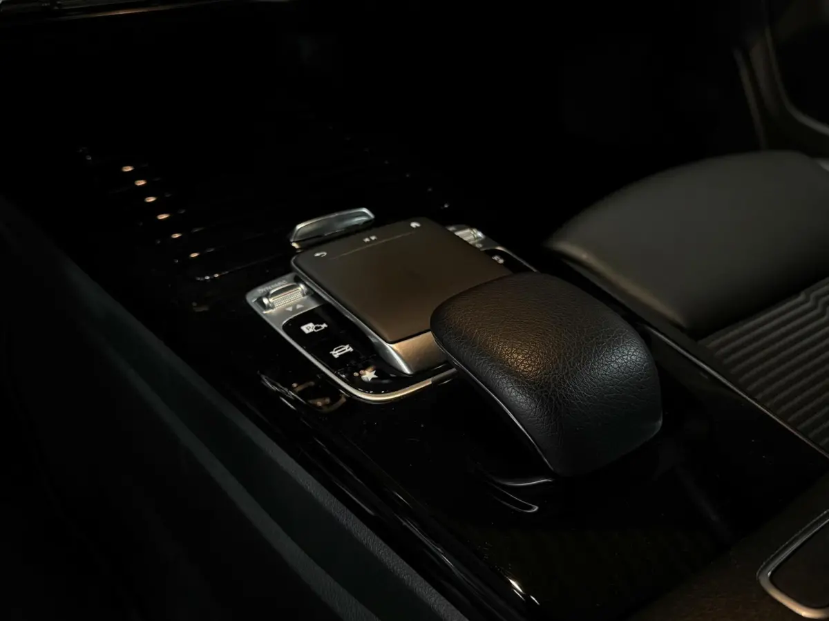 200|AMG|CRUISE|CARPLAY|CAMERA|LED