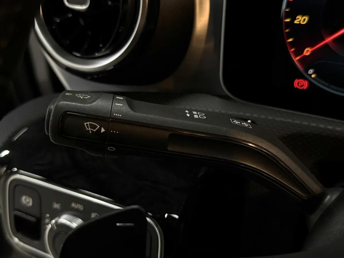 200|AMG|CRUISE|CARPLAY|CAMERA|LED