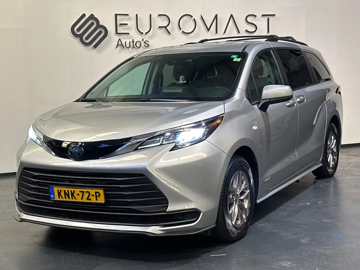 TOYOTA 2.5 Hybride Automaat | 8Zitter | 2x Schuifdeur | Camera | Nieuw apk