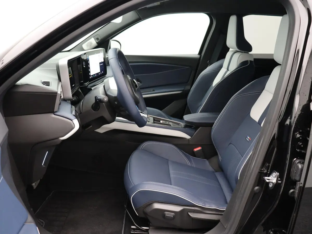 GTS 52 kWh | Pack Driving | Striping French Signature | Devialet |