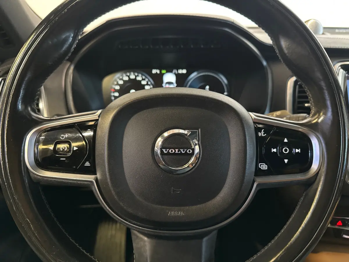 2.0 T8 Twin Engine AWD Inscription 360camera | Head-up | Panorama | Full option