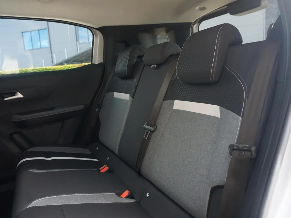 1.2 Turbo Hybrid GS Keyless entry