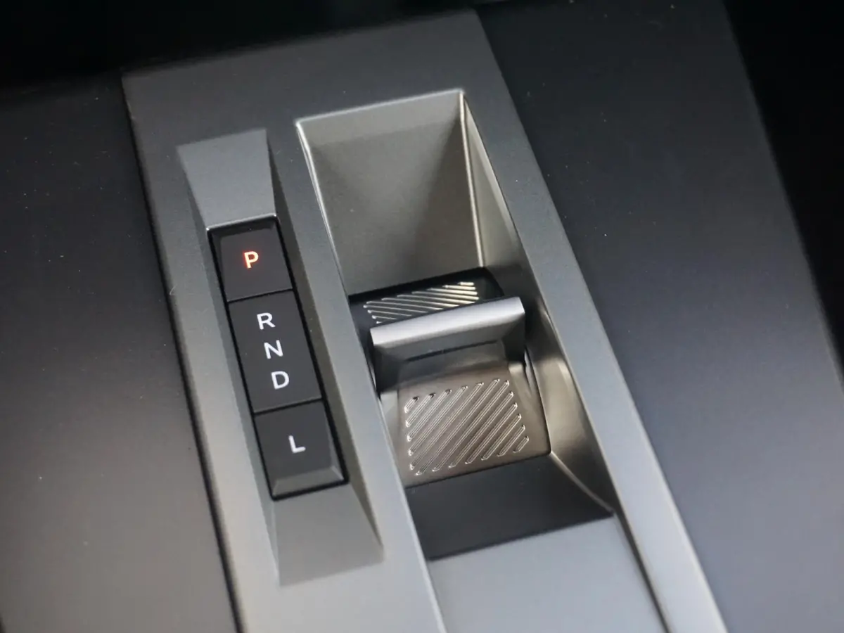 1.2 Turbo Hybrid GS Keyless entry