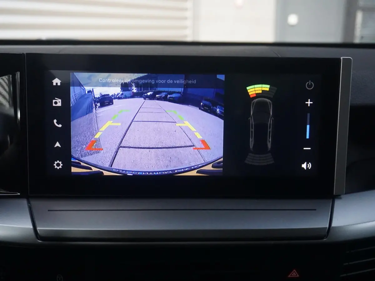 1.2 Turbo Hybrid GS Keyless entry