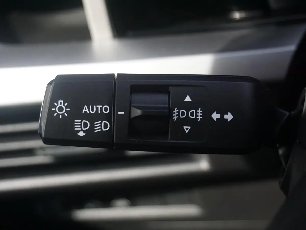 1.2 Turbo Hybrid GS Keyless entry