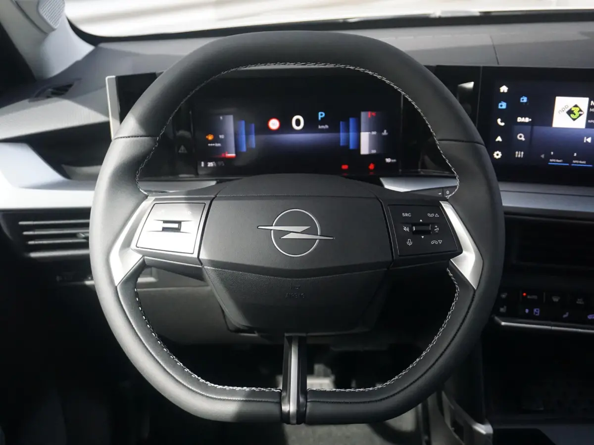 1.2 Turbo Hybrid GS Keyless entry