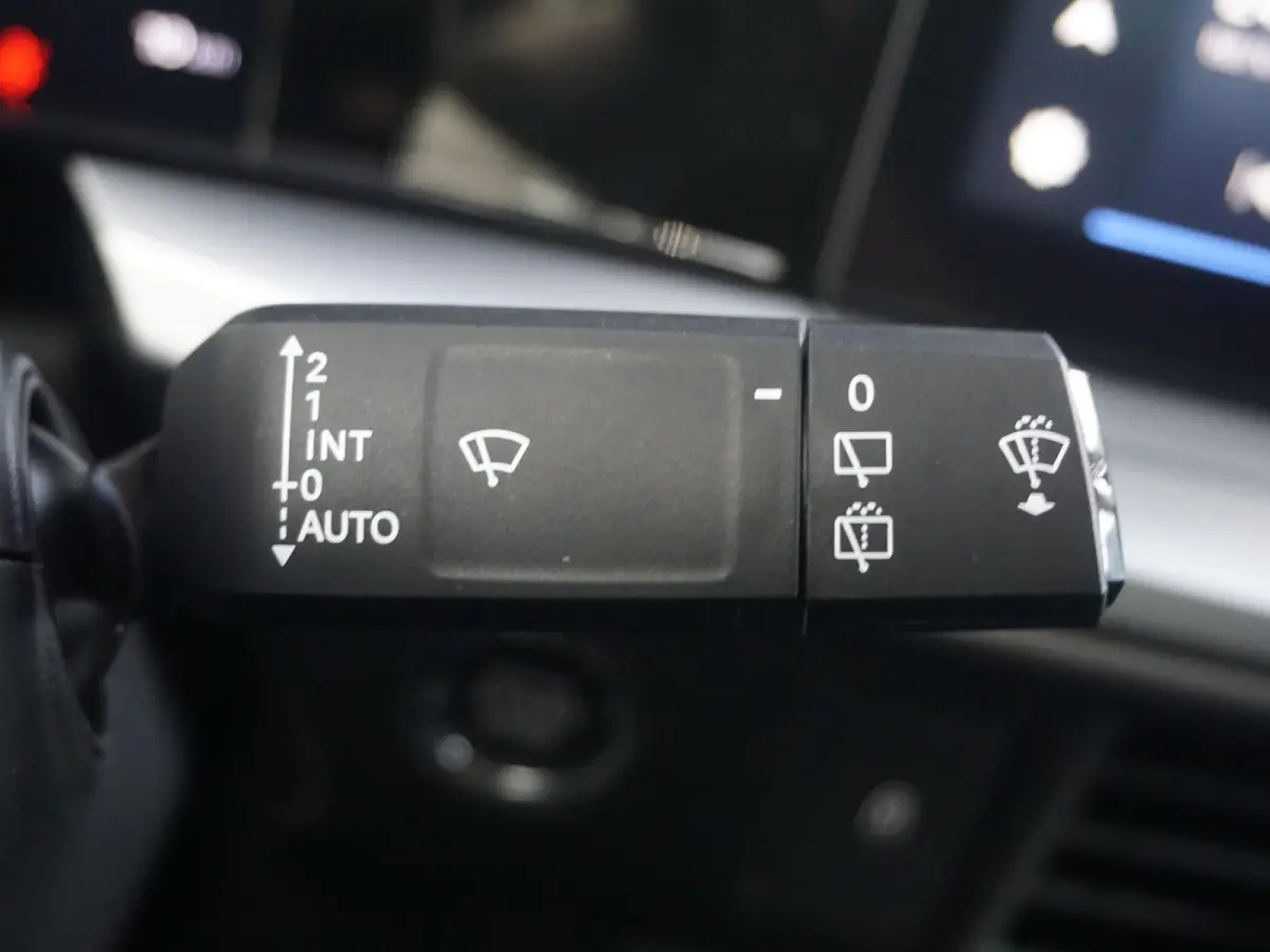 1.2 Turbo Hybrid GS Keyless entry