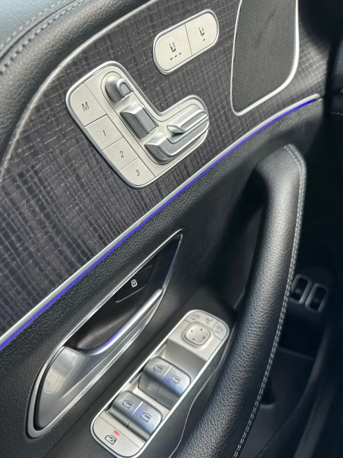 350 e 4MATIC APPLE CARPLAY SCHUIFDAK LUCHTVERING MEMORY SEATS STOEL SFEERVERLICHTING AD. CRUISE