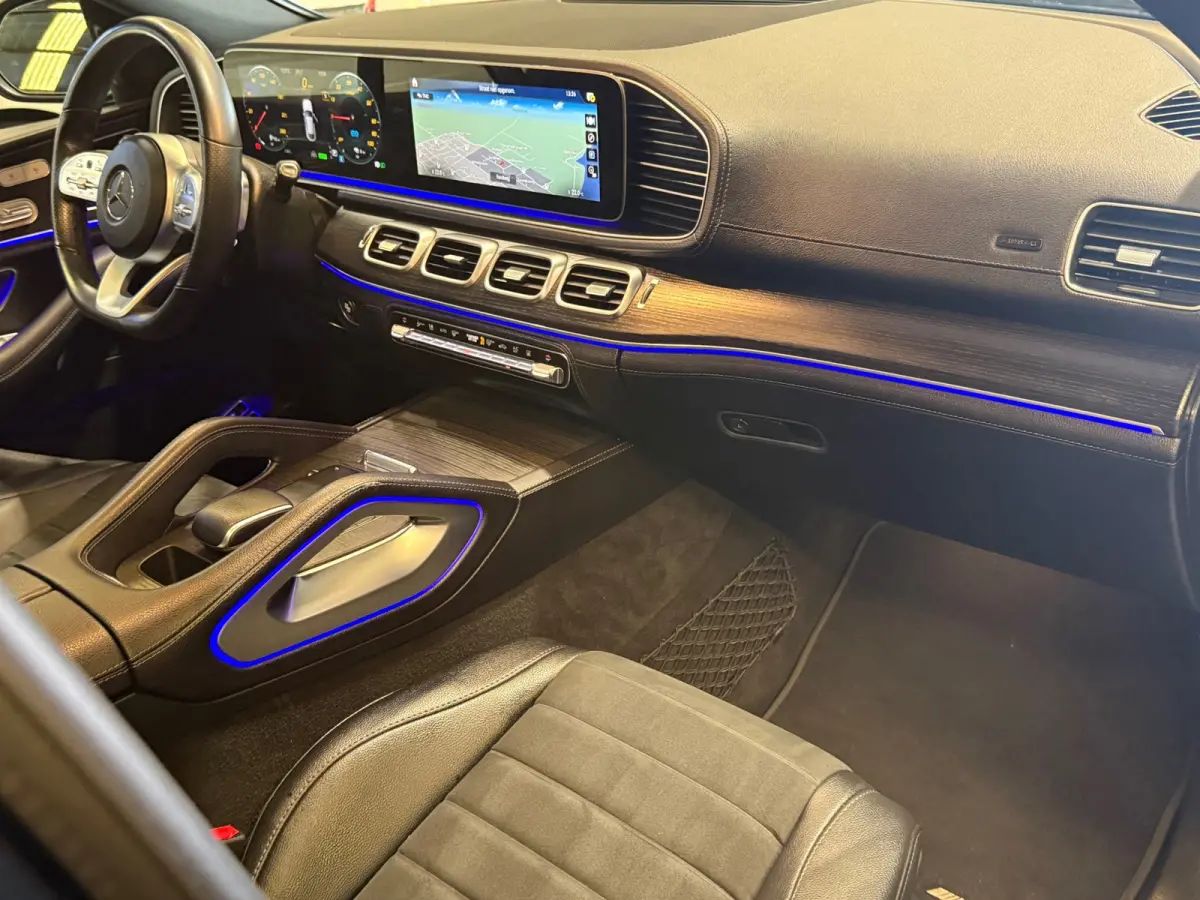350 e 4MATIC APPLE CARPLAY SCHUIFDAK LUCHTVERING MEMORY SEATS STOEL SFEERVERLICHTING AD. CRUISE