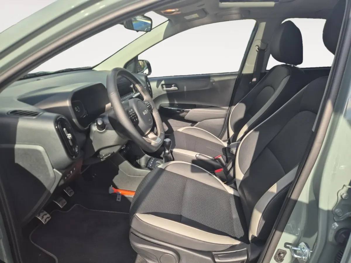 1.0 DPI GT-Line | Cruise Control | Climate Control | Camera | Navigatie | Stoelverwarming | Stuurverwarming | Open Dak |