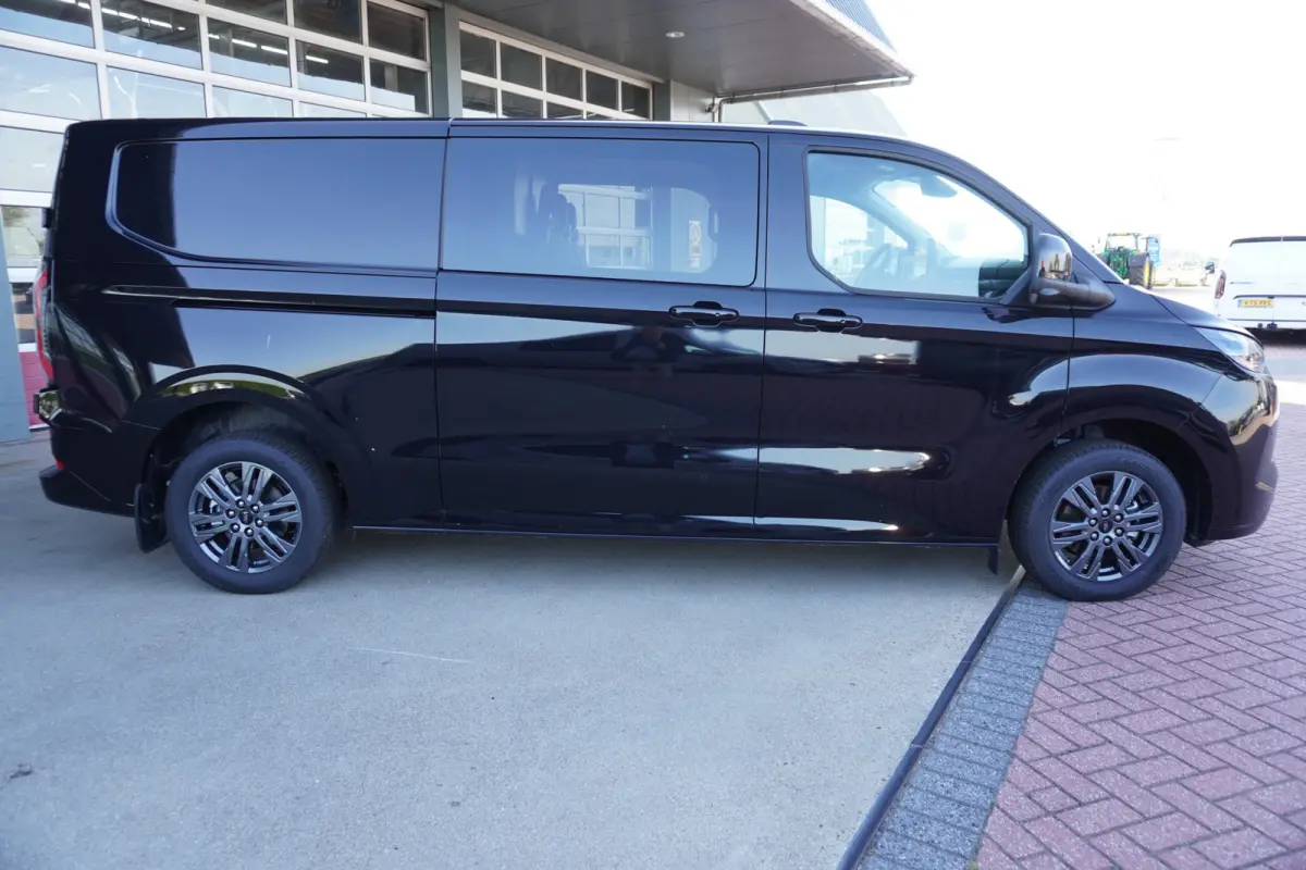 Cust. 320 L2H1 Limited 71 kWh 160KW/218PK Dubbelcab. Automaat nr. V087 | Airco | Adap.Cruise | Navi | 360 Camera | Schuifdeur L+R