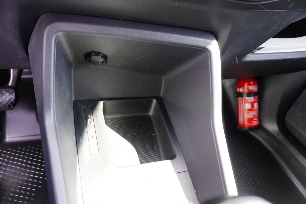 102pk Apple Carplay Parkeersensoren Cruise control Multifunctioneel stuurwiel