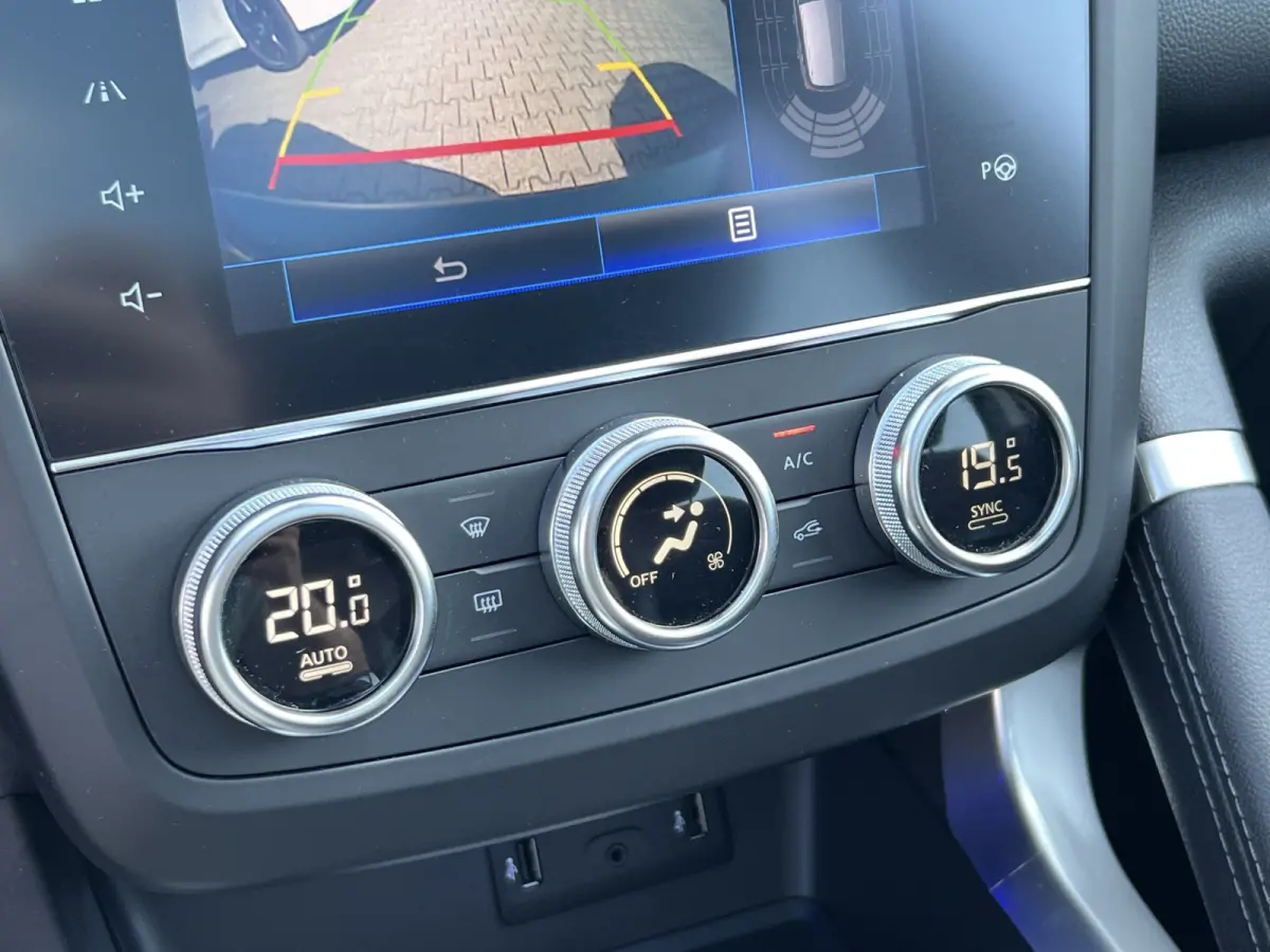 1.3 TCe Intens | Pano | Camera | LED | Virtual Cockpit