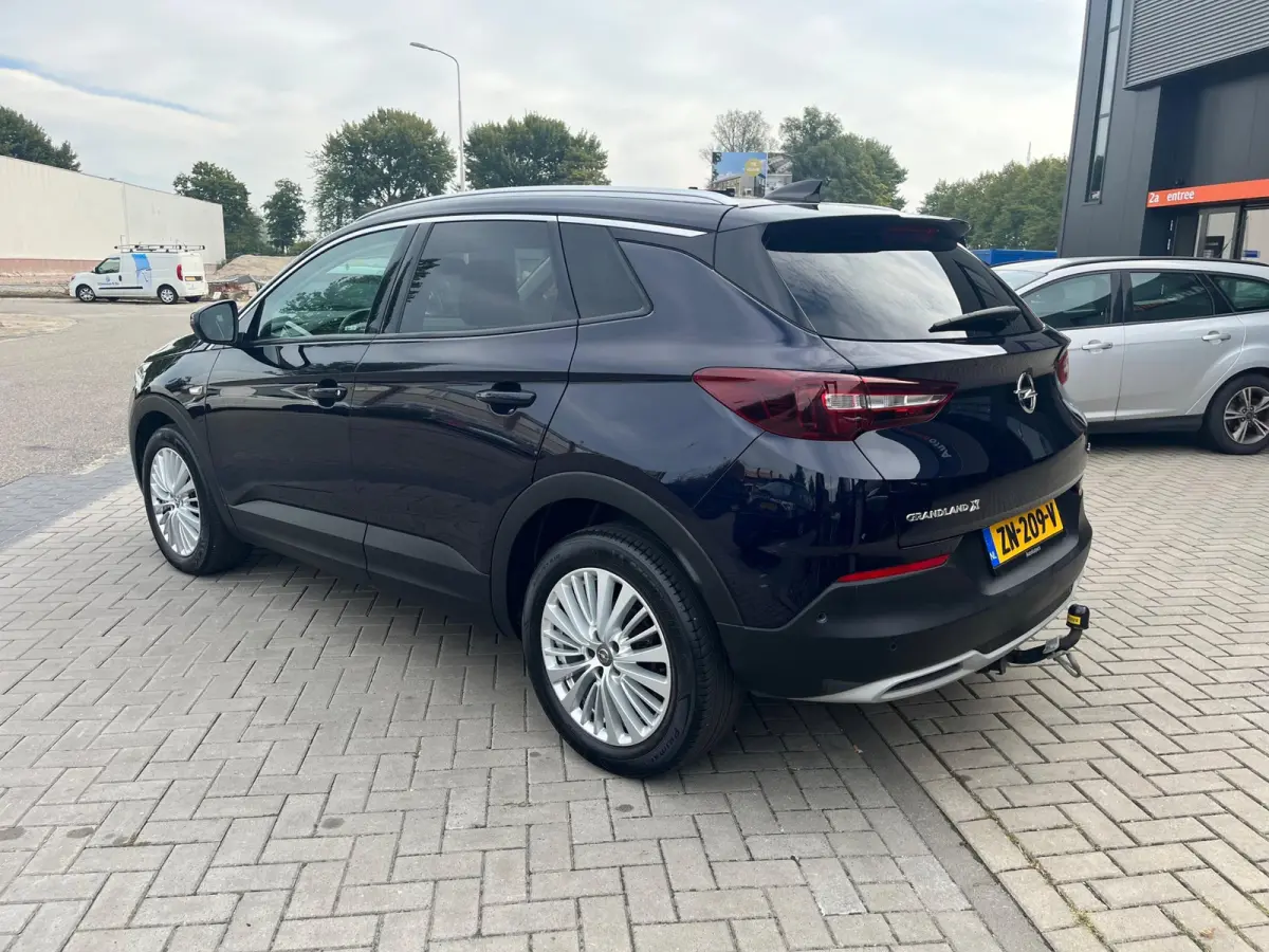 1.2 Turbo Business Executive, navi, camera, carplay
