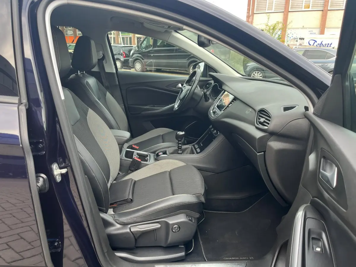 1.2 Turbo Business Executive, navi, camera, carplay