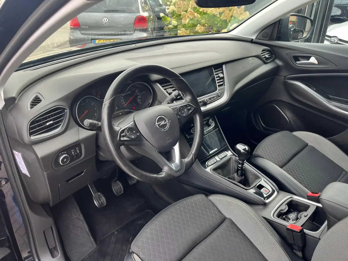 1.2 Turbo Business Executive, navi, camera, carplay