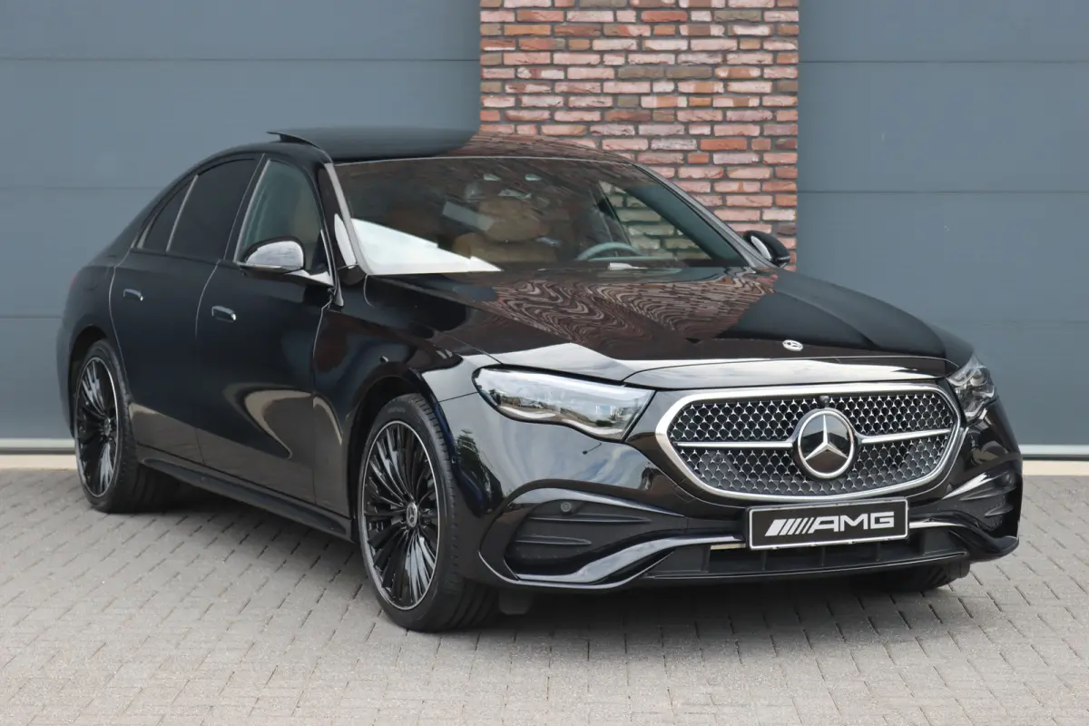 400 e 4MATIC AMG Line | Hyperscreen | Distronic+ | Massage | Stoelventilatie | HUD | 3D-Display | Verwarmd Stuurwiel | Burmester | Vlakkenverwarming | Digital Light |