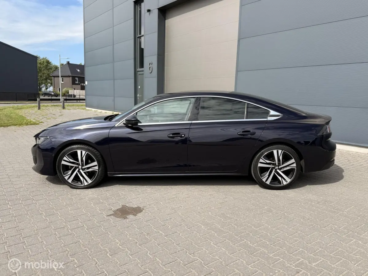 1.5 BlueHDi Blue Lease Active | 360° Cam | 19” | NAP