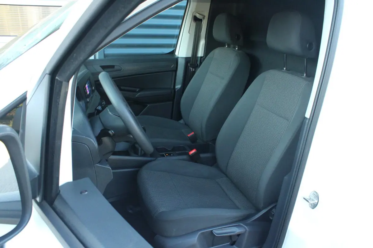 2.0 TDI 75pk Trend | Cruise Control | Apple Carplay | DAB | Parkeerhulp Achter | Airco