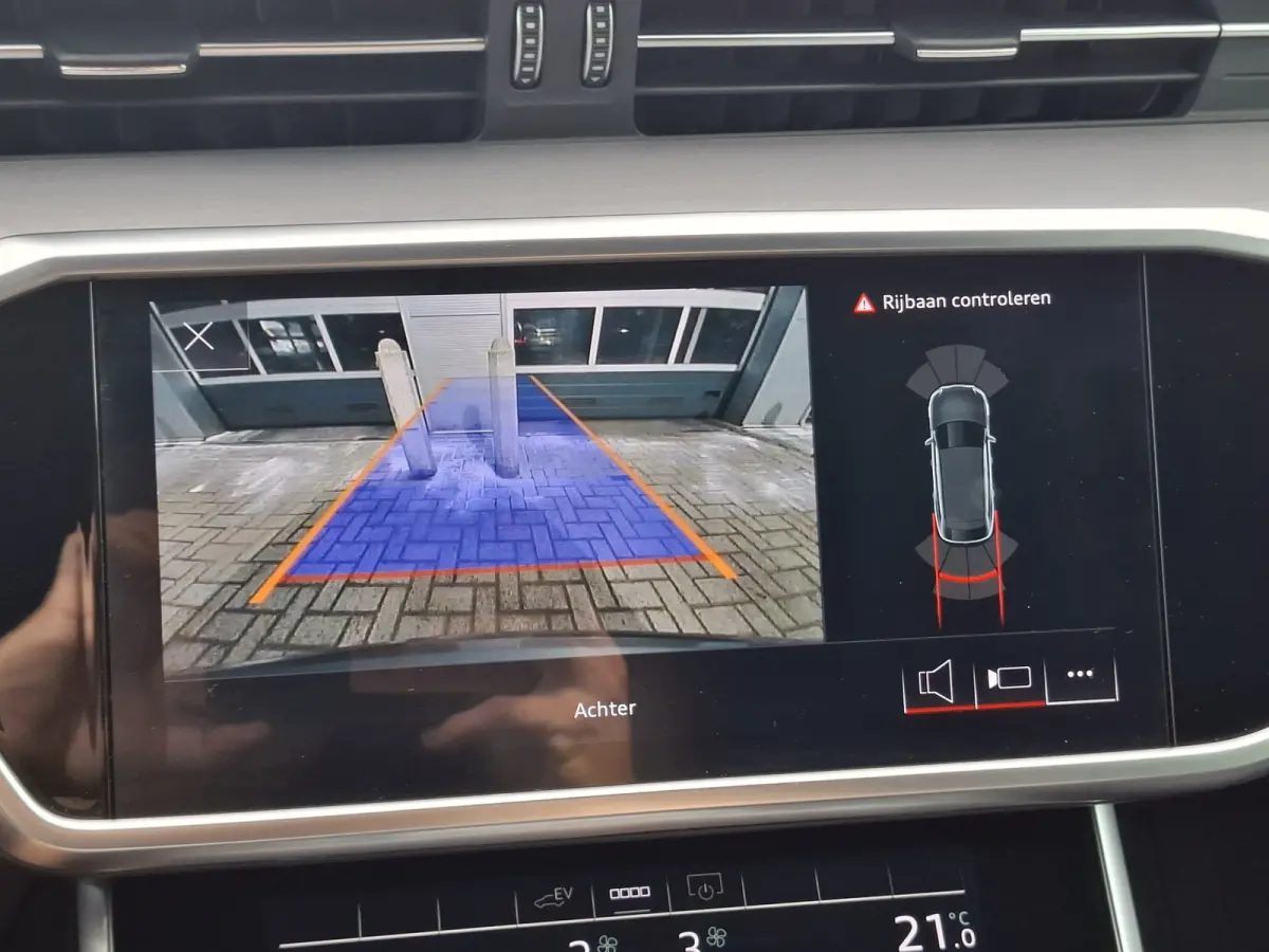 50 TFSI e quattro S edition | Navigatie/Android/Apple Carplay | LM Velgen 19" | Achteruitrijcamera | Voorstoelen Verwarmd | Elektrisch Wegklapbare Trekhaak | Cruise Control |