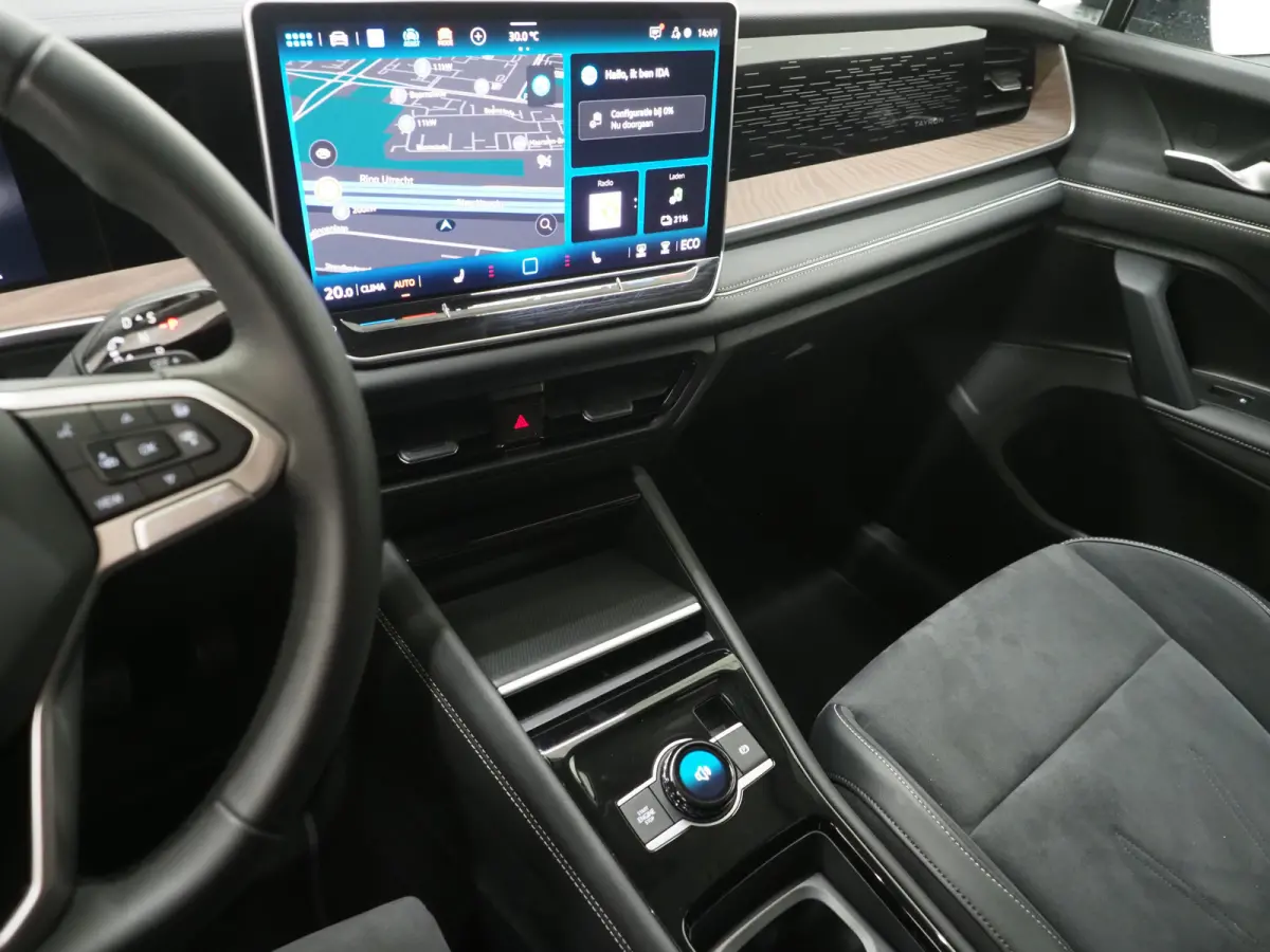1.5 eHybrid Elegance 272PK | Leder/Alcantara | Trekhaak | Massage | 360 | Sfeerlicht | Adaptive Cruise | Matrix