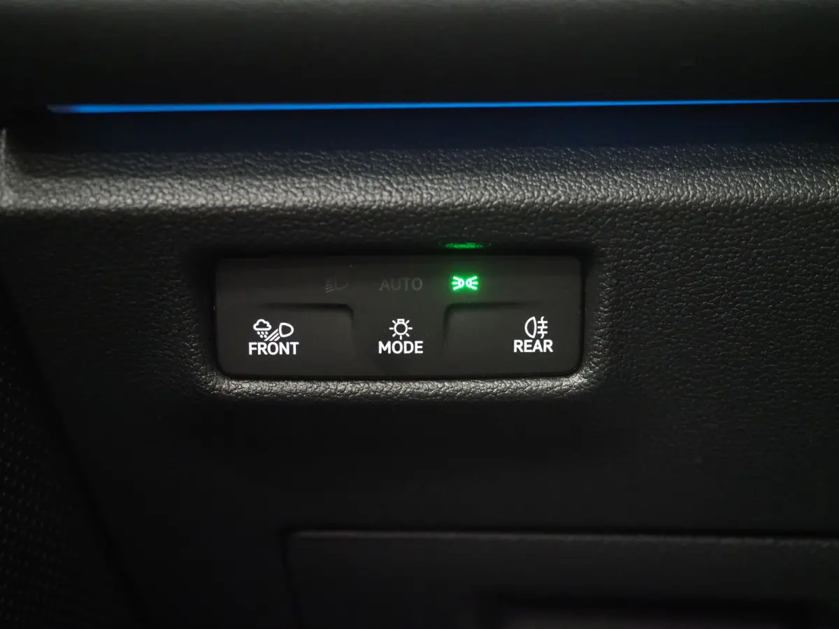 1.5 eHybrid Elegance 272PK | Leder/Alcantara | Trekhaak | Massage | 360 | Sfeerlicht | Adaptive Cruise | Matrix