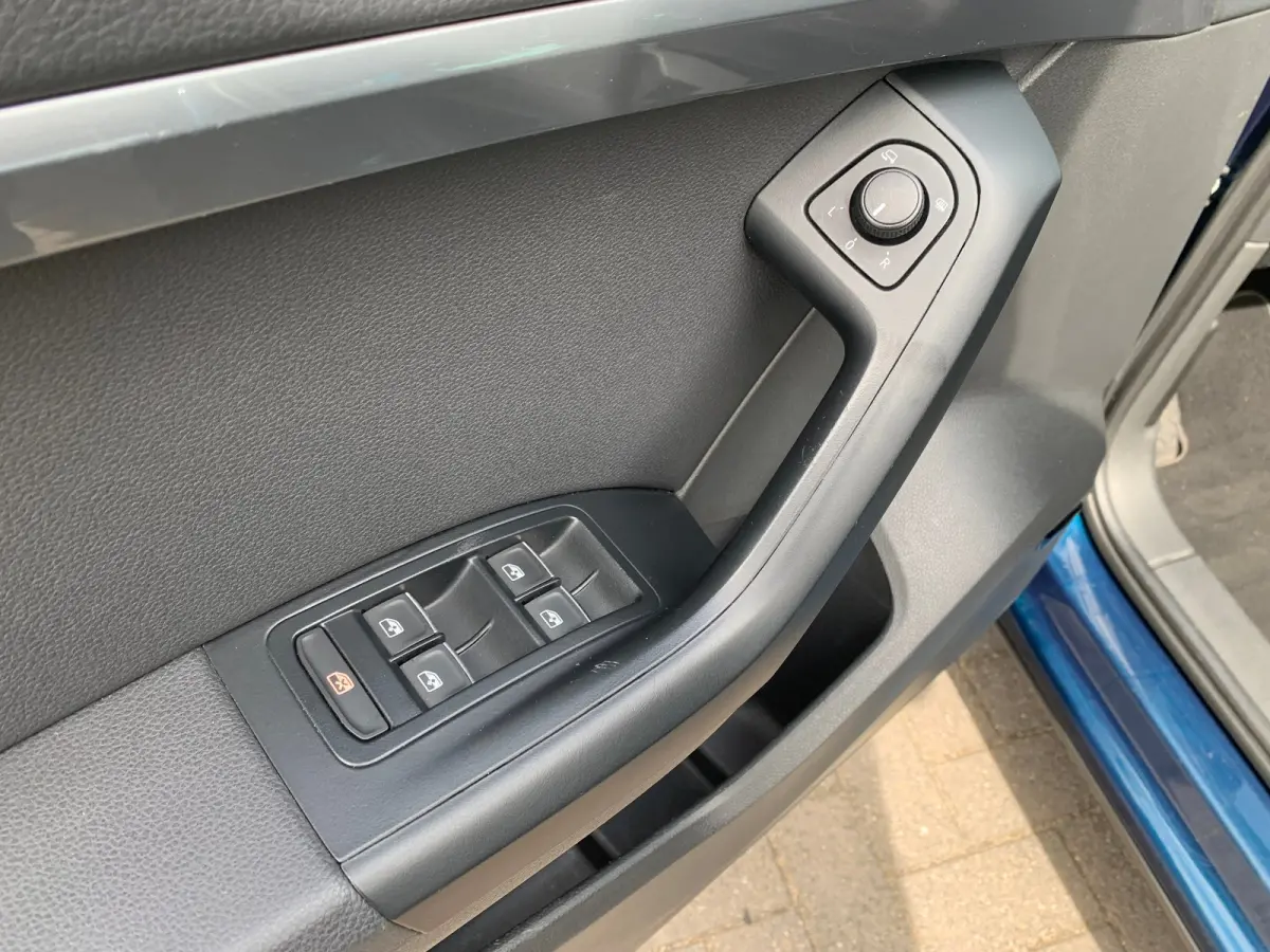 1.4 EcoTSI Xcellence Airco | Camera | Cruise Control | DAB | LED | LMV 17" | Navi | PDC V&A |