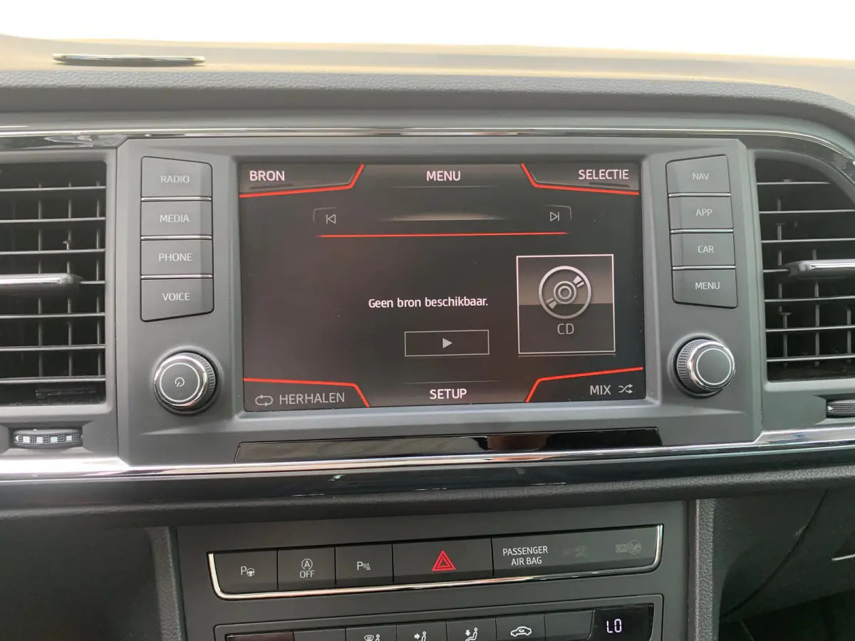 1.4 EcoTSI Xcellence Airco | Camera | Cruise Control | DAB | LED | LMV 17" | Navi | PDC V&A |