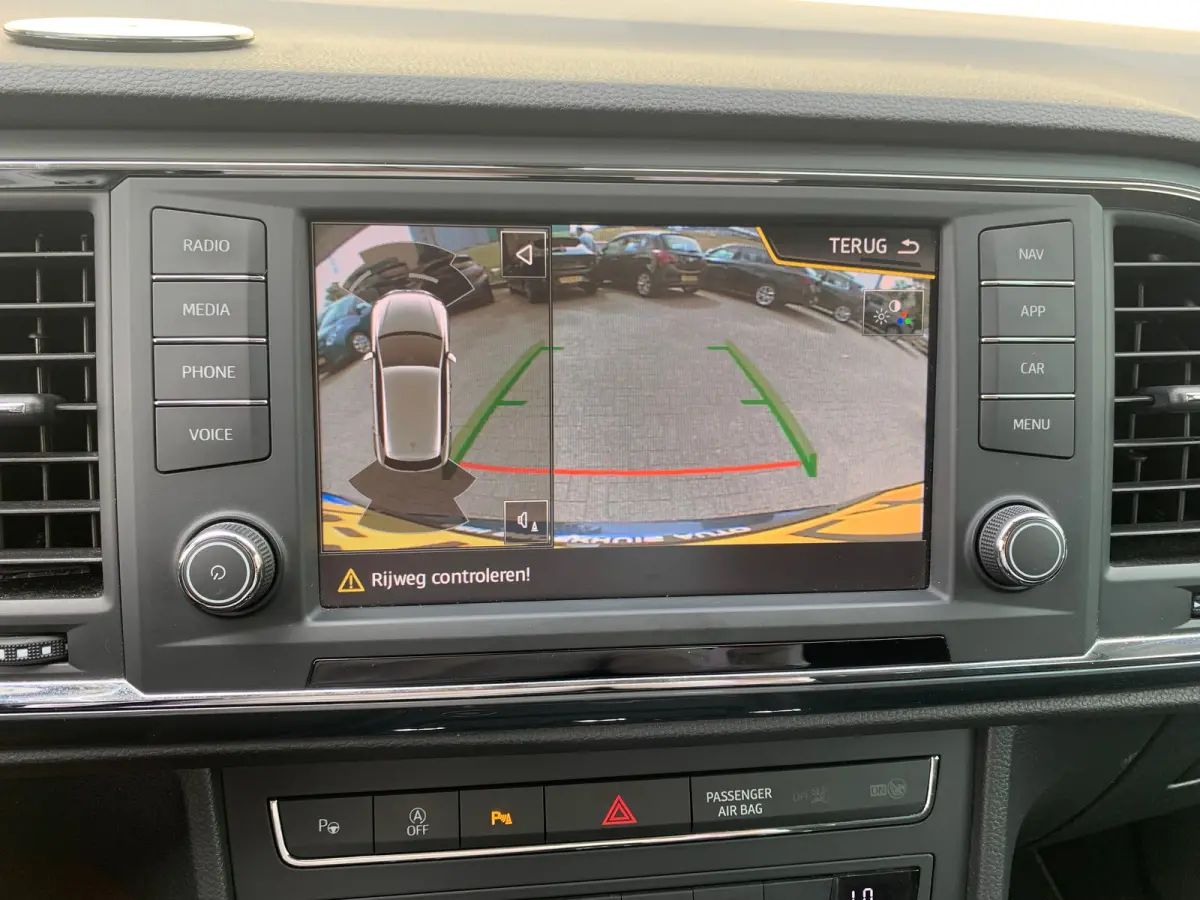 1.4 EcoTSI Xcellence Airco | Camera | Cruise Control | DAB | LED | LMV 17" | Navi | PDC V&A |