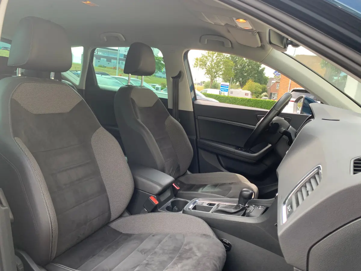 1.4 EcoTSI Xcellence Airco | Camera | Cruise Control | DAB | LED | LMV 17" | Navi | PDC V&A |