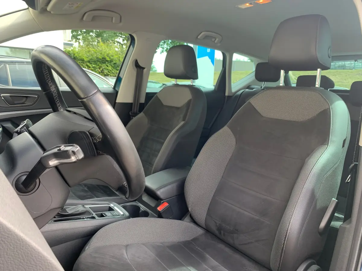 1.4 EcoTSI Xcellence Airco | Camera | Cruise Control | DAB | LED | LMV 17" | Navi | PDC V&A |