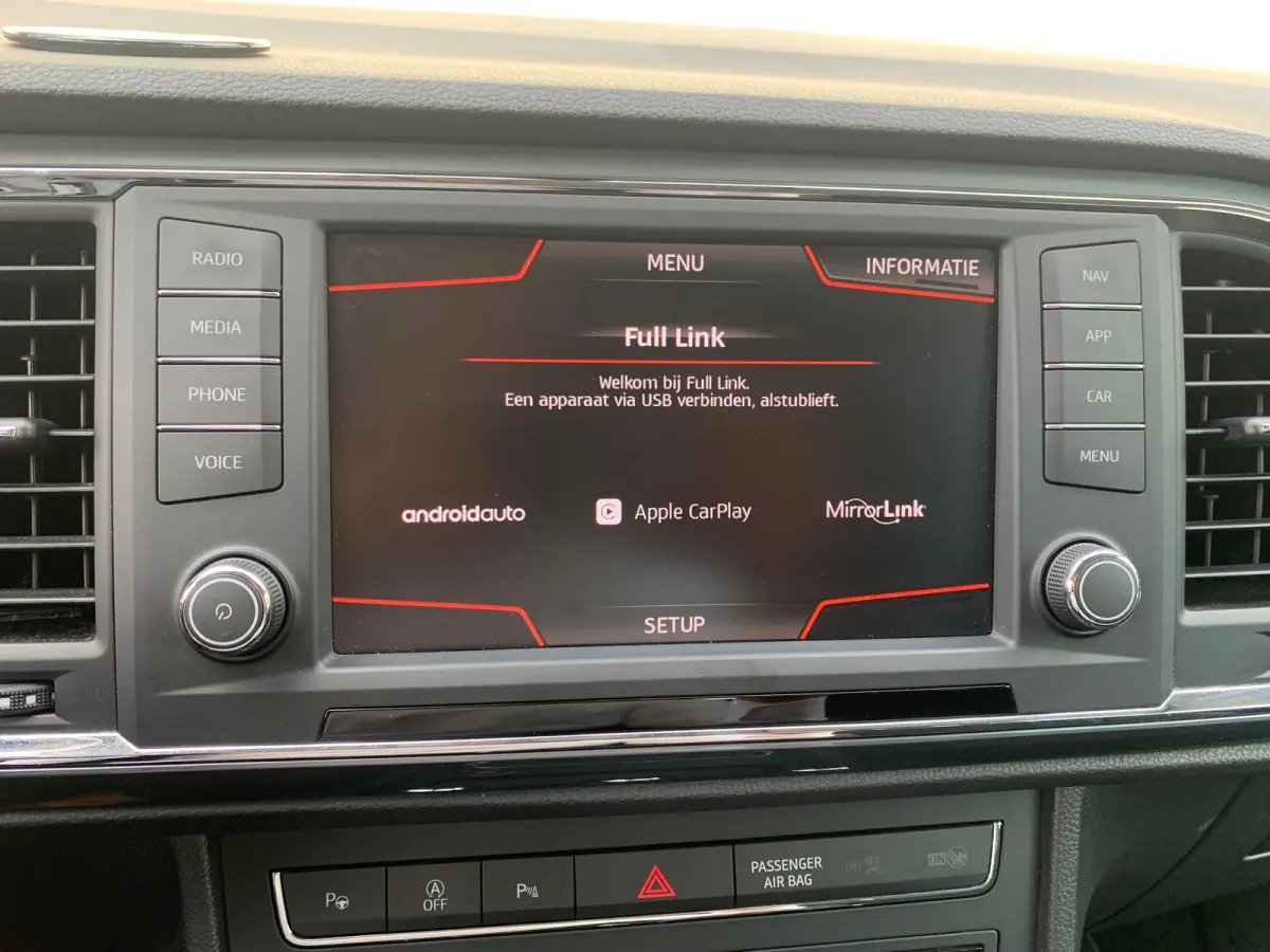 1.4 EcoTSI Xcellence Airco | Camera | Cruise Control | DAB | LED | LMV 17" | Navi | PDC V&A |