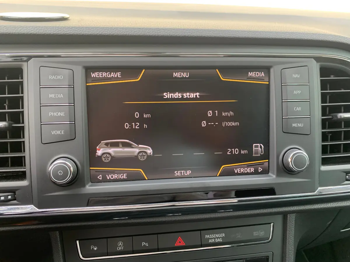 1.4 EcoTSI Xcellence Airco | Camera | Cruise Control | DAB | LED | LMV 17" | Navi | PDC V&A |