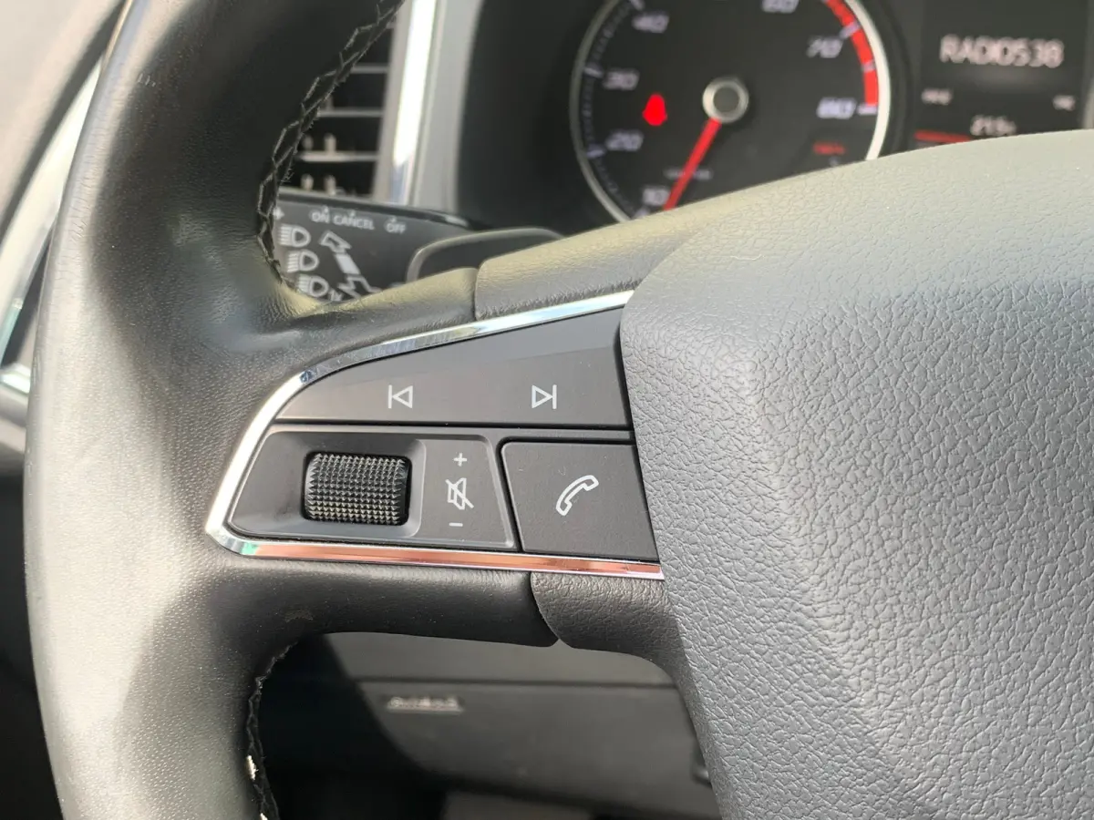 1.4 EcoTSI Xcellence Airco | Camera | Cruise Control | DAB | LED | LMV 17" | Navi | PDC V&A |