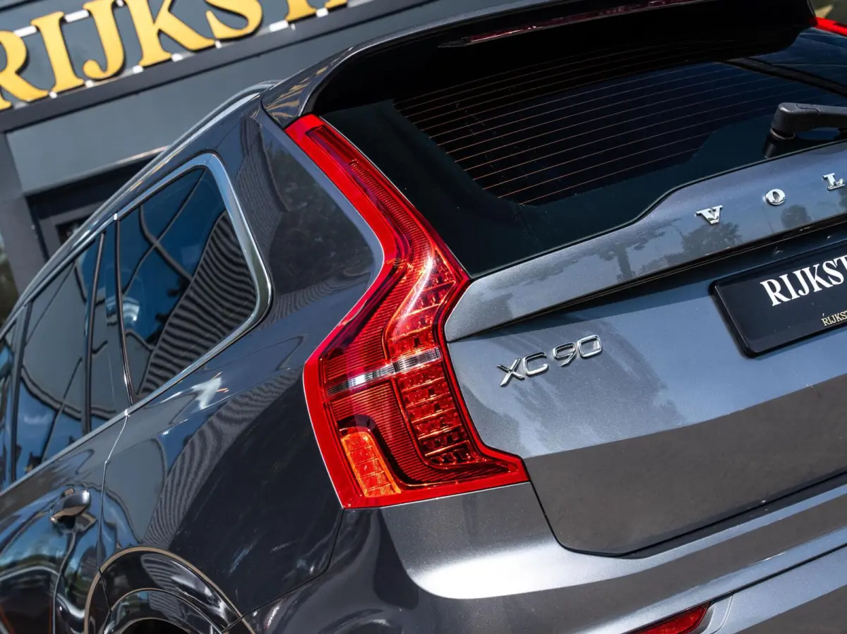 2.0 T8 Twin Engine AWD Inscription|PANO|ACC|21'
