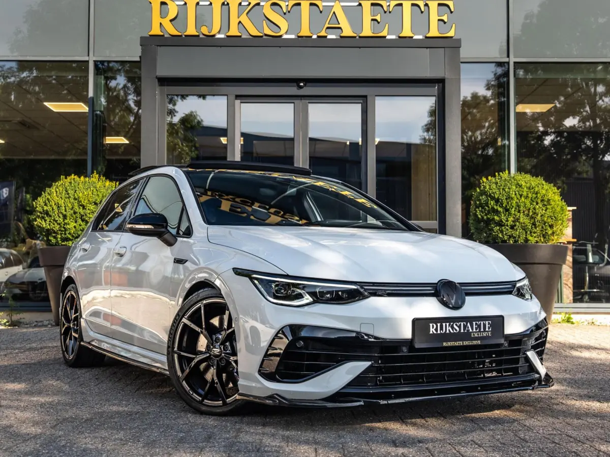 2.0 TSI R 4Motion|PANO|NURB|H&K|AKRA|ACC|19'