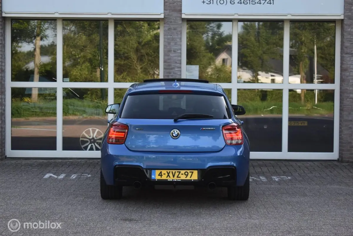 M135i xDrive High Executive Cruise Stoelv Goed onderhoud