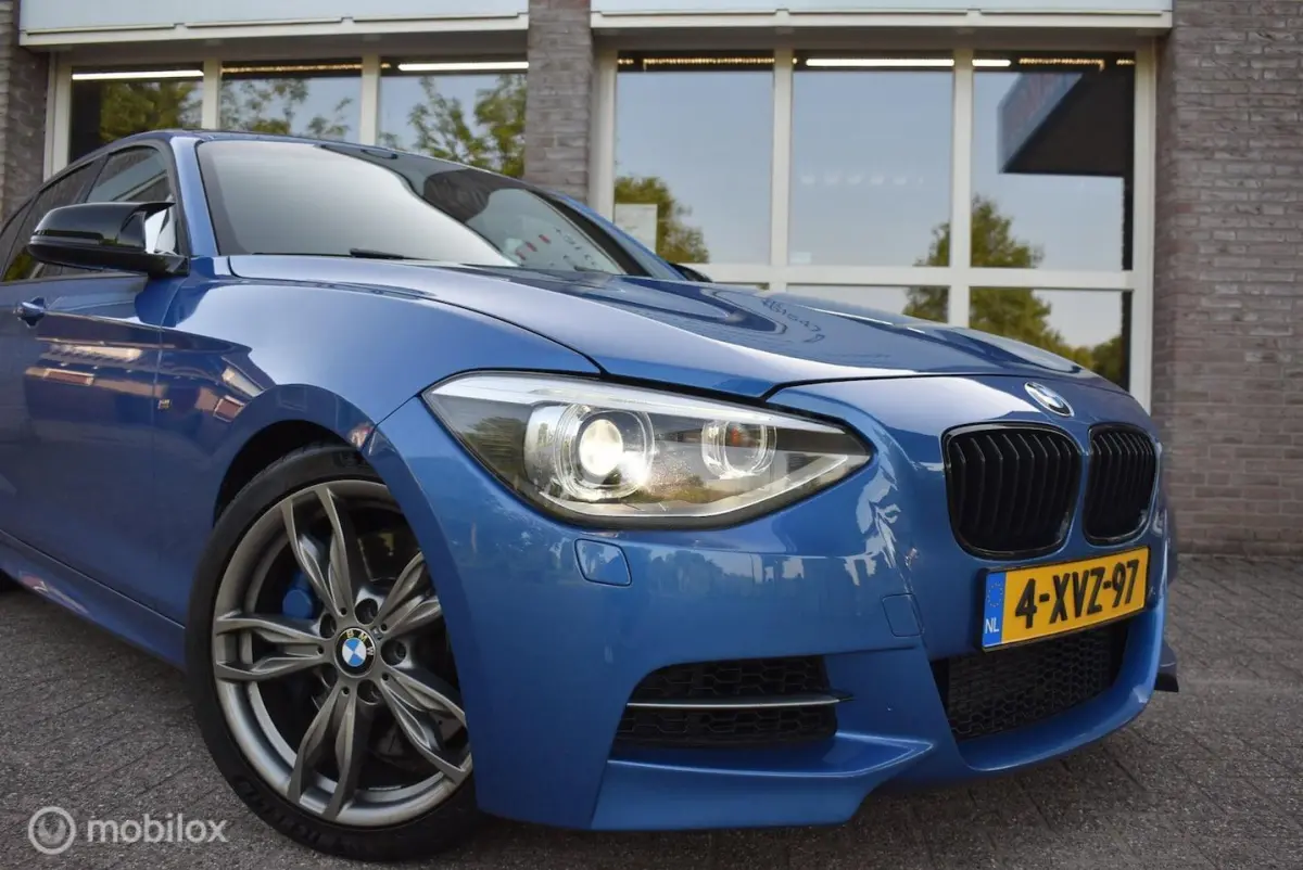 M135i xDrive High Executive Cruise Stoelv Goed onderhoud