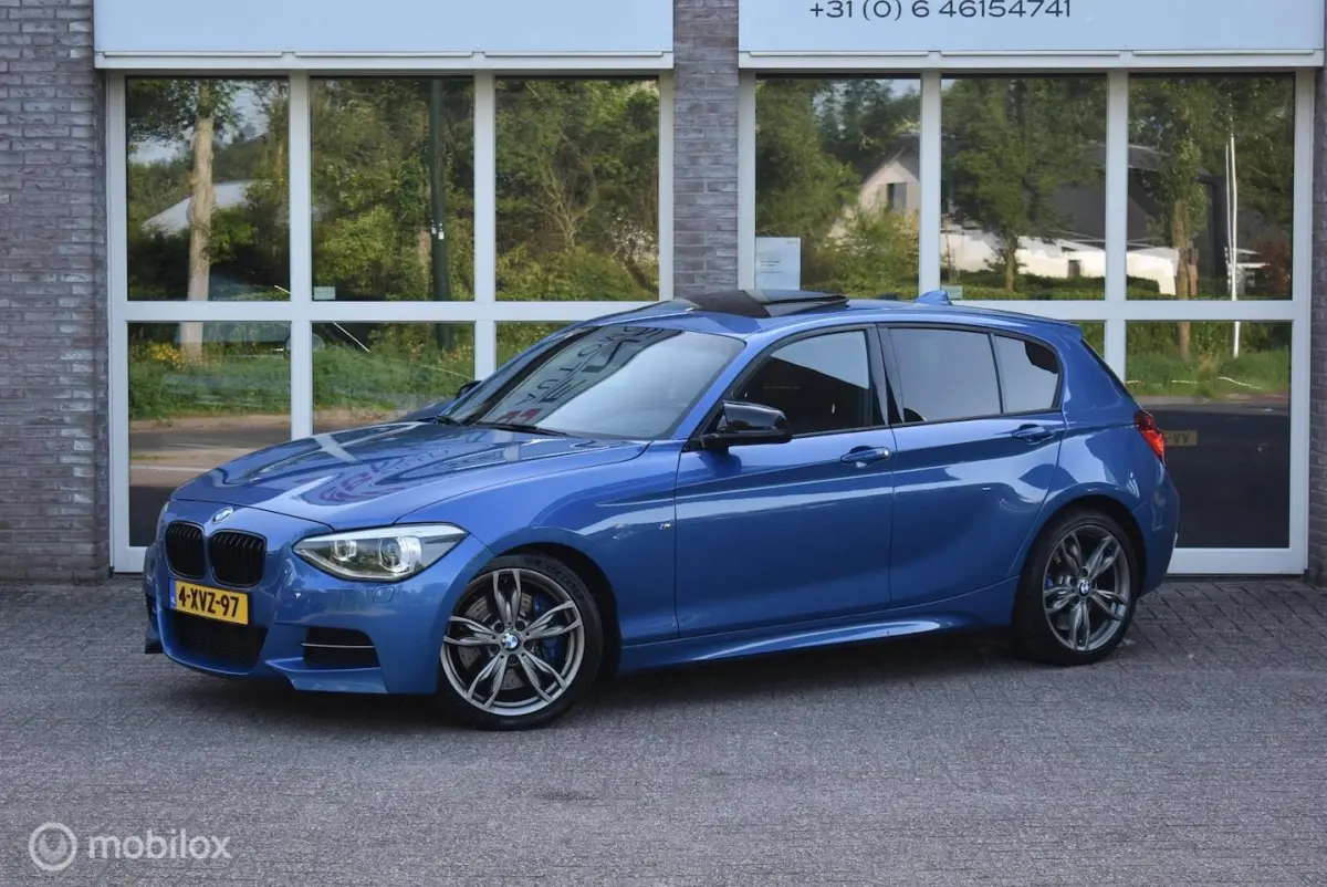 M135i xDrive High Executive Cruise Stoelv Goed onderhoud