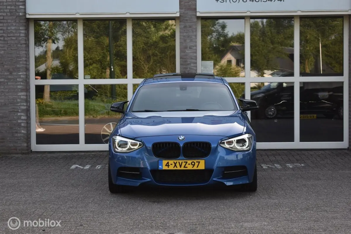 M135i xDrive High Executive Cruise Stoelv Goed onderhoud