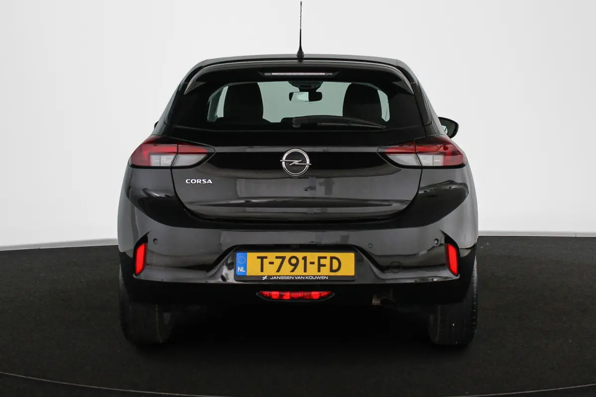 1.2 Level 2 100PK Achteruitrijcamera Airco 16"