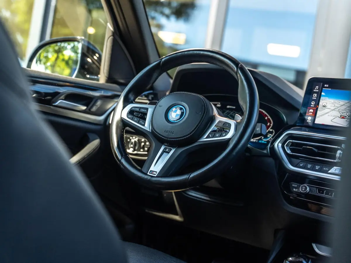 xDrive30e M-SPORT|360° CAMERA|ACC|20''|SFEERV.